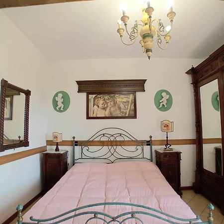 Casa Serafina Trilocale Con Arredi D'Arte E Parcheggio Privato Orvieto Exterior photo